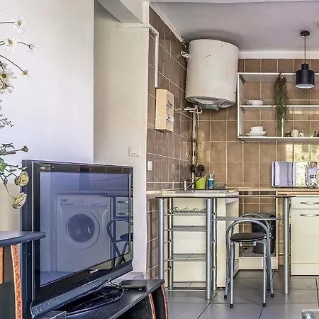 In With Kitchen *